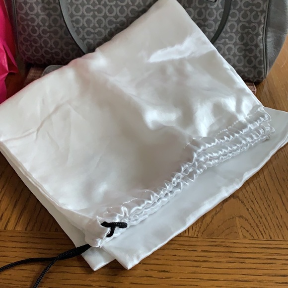 SOLD-NOT FOR SALE. Coach Bag and matching wallet - Picture 12 of 12